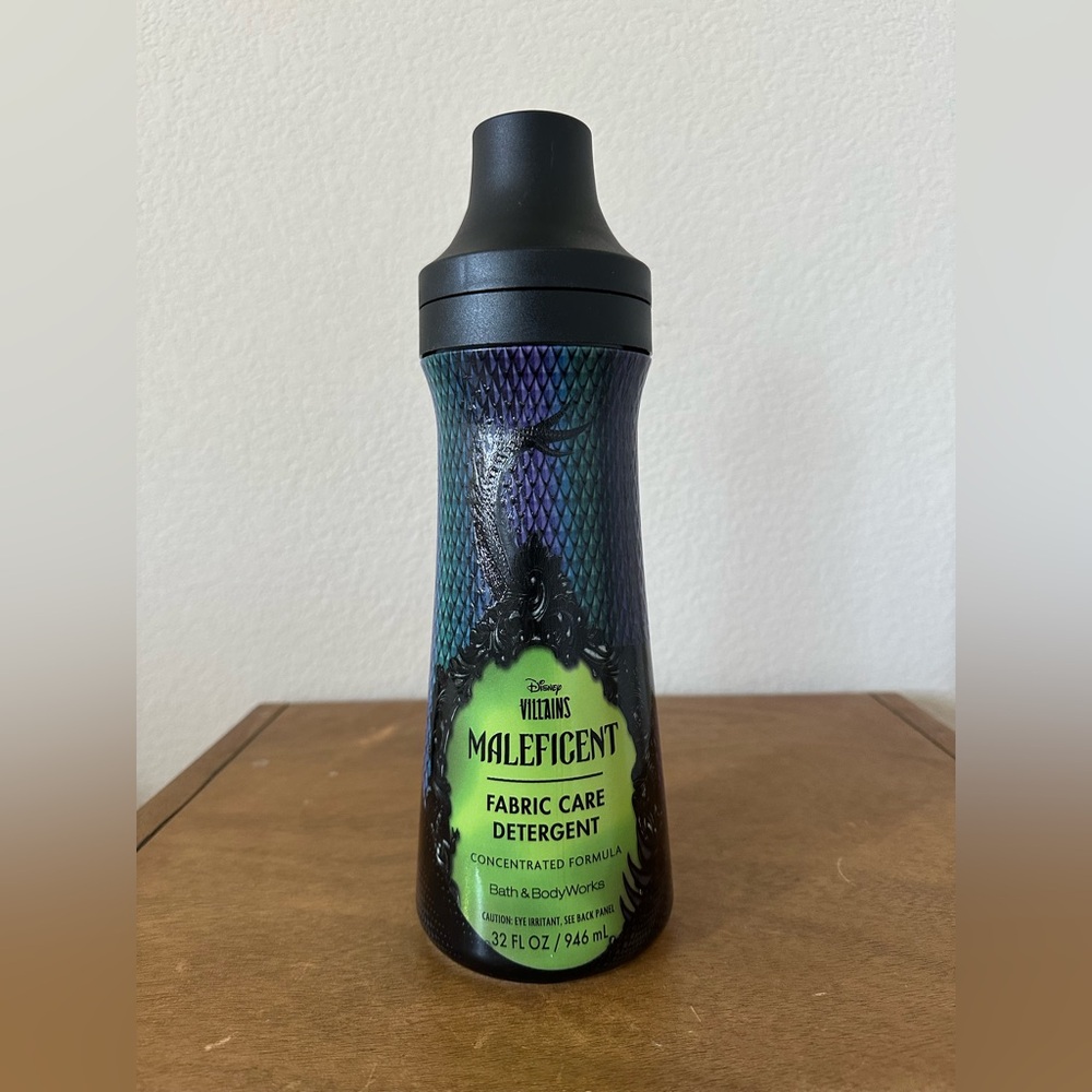 NEW bath and body works villains MALEFICENT fabric care detergent NEW
